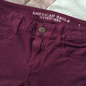 American Eagle Super Stretch Jeggings- Wine Red